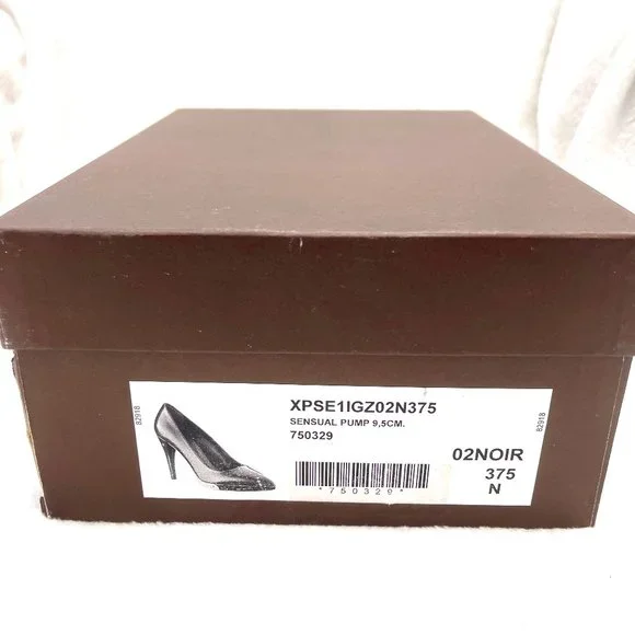 Auc Louis Vuitton Black Leather gold metal trim Pumps 7,5 Rare! $1000 - Picture 15 of 17